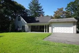 Local lawn mowing service in Katy, TX by Emerald Lawns