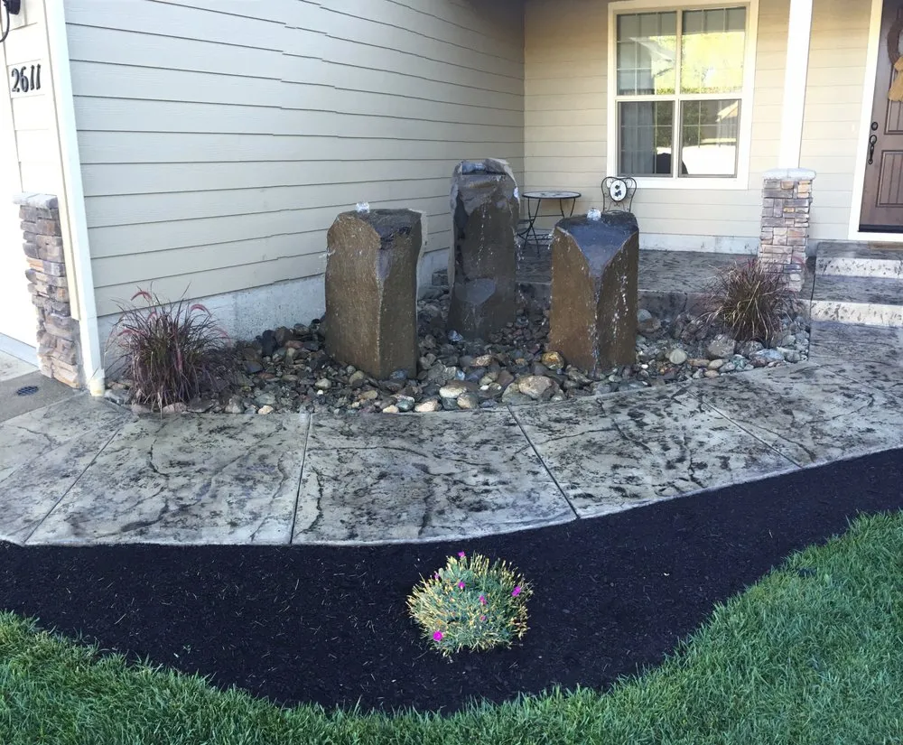 Reliable yard maintenance for residential properties in Roseburg, OR by Emerald Lawns