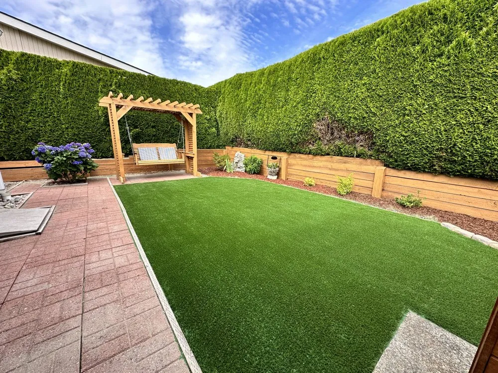 Expert outdoor landscaping experts serving Algona, WA - Emerald Northwest Pavers