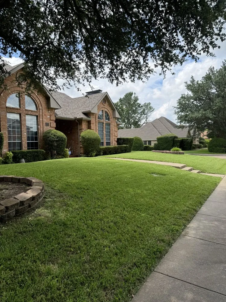 Custom residential landscaping experts serving Dallas, TX - Emerald Oasis