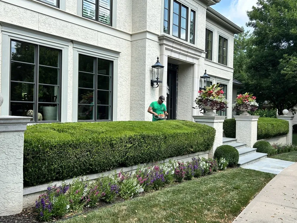 Local outdoor landscaping near you in Lenexa, KS by Emerald Oasis Landscape Group