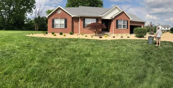 Emerald Outdoor Services Logo