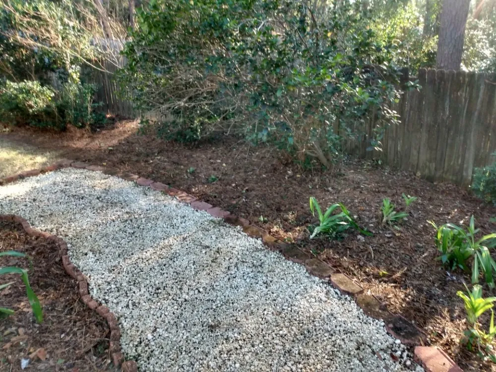 Top-rated landscaping services in Daphne, AL by Emerald Properties