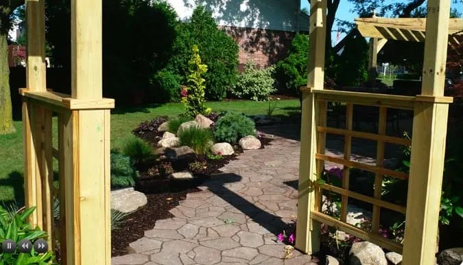 Professional yard cleanup service experts serving Romulus, MI - Emerald Rich Lawns