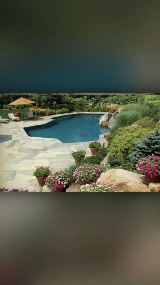 Local garden landscaping in Dallas, TX - Emerald Touch Lawn & Landscape