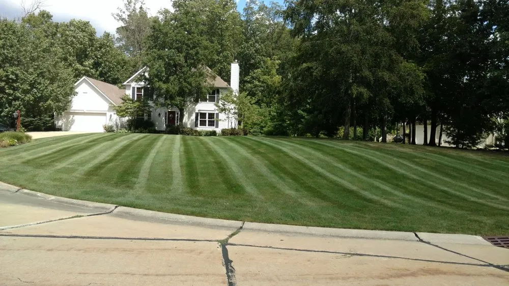 Reliable lawn care service in Middlefield, OH - Emerald Turf Landscaping