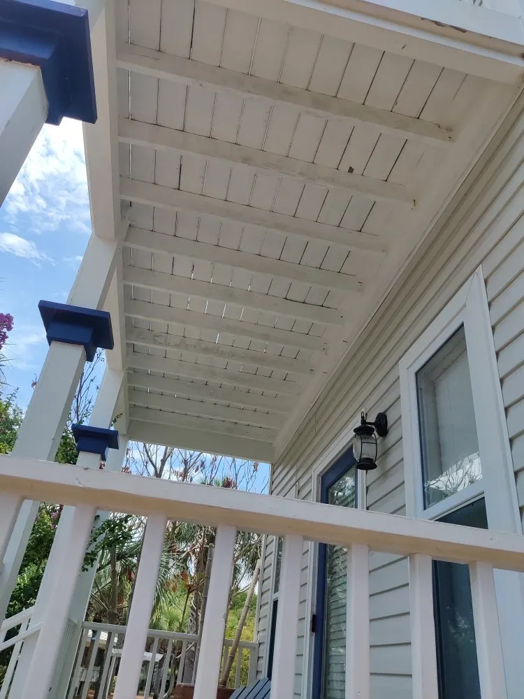 Local yard maintenance for outdoor upgrades across Destin, FL - Emerald Wave 360