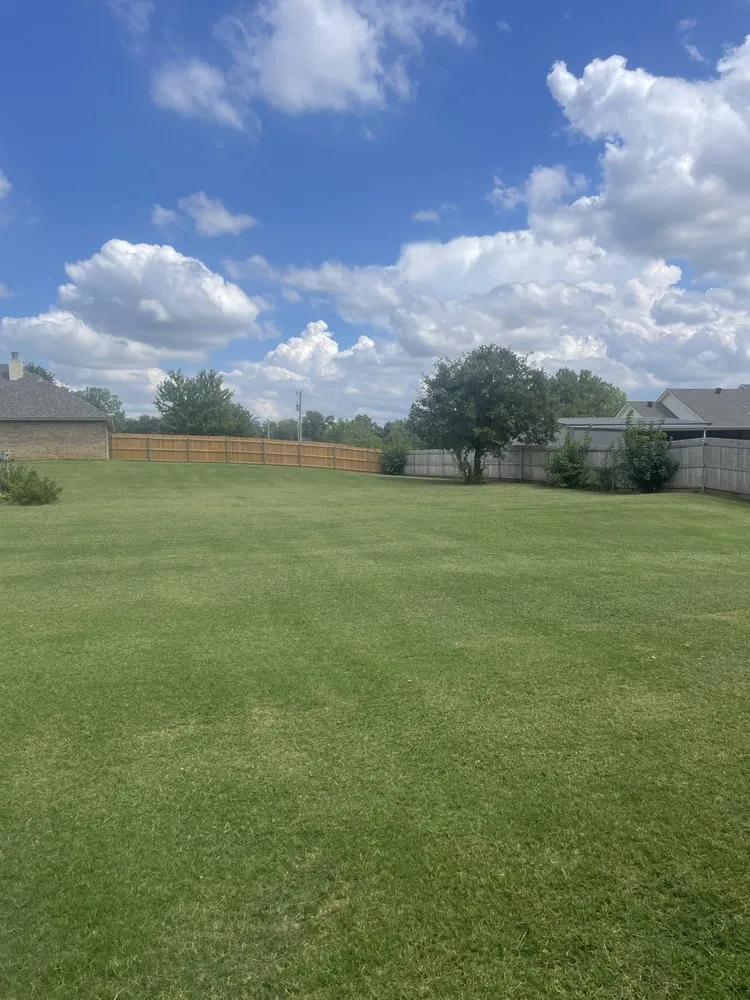 Custom lawn mowing service in Newcastle, OK - Emerge Lawns