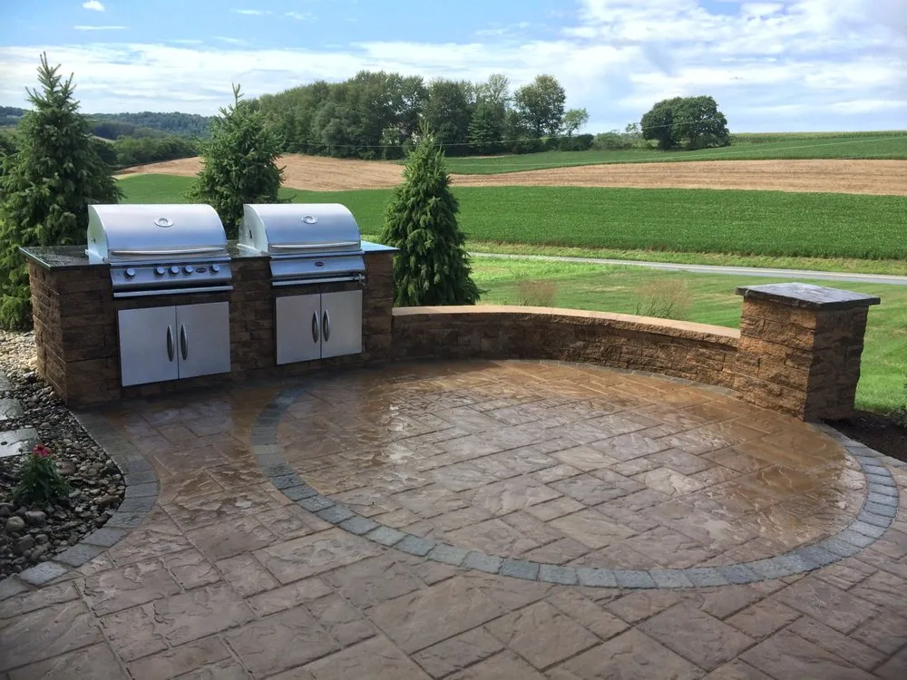 Top-rated yard cleanup service in Schnecksville, PA by Emery Landscape