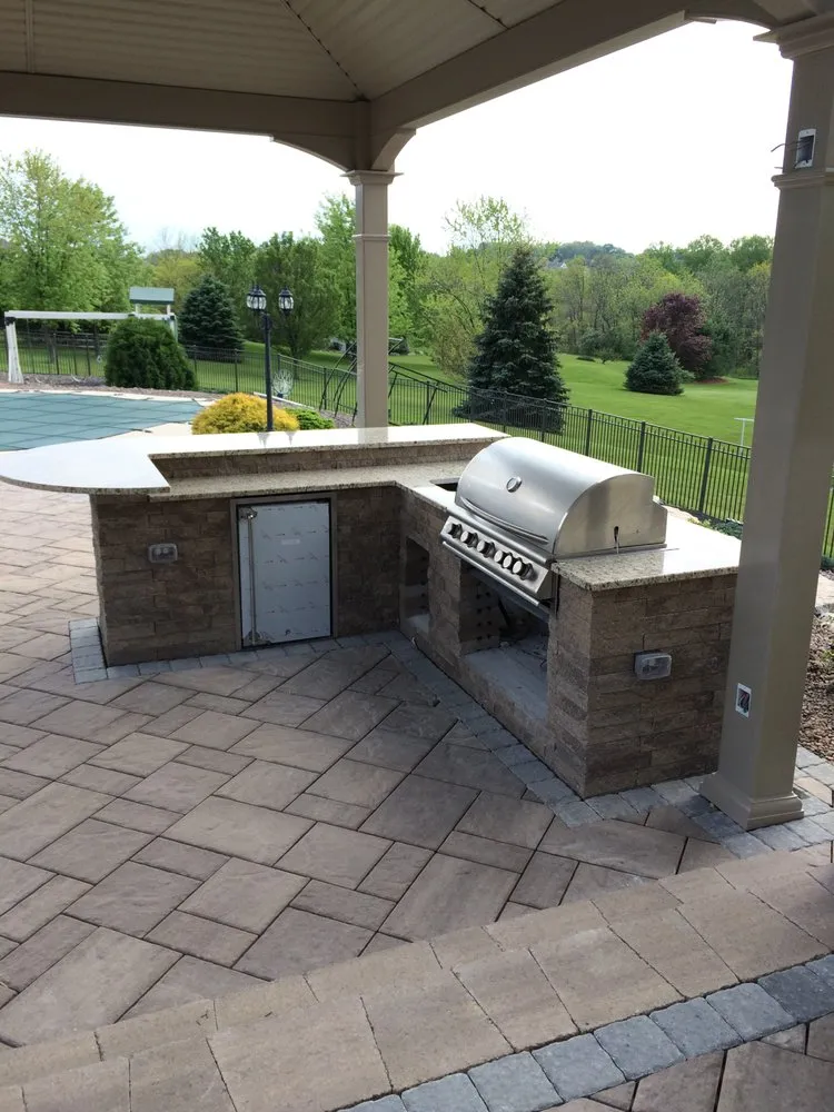 Professional yard cleanup service experts serving Schnecksville, PA - Emery Landscape