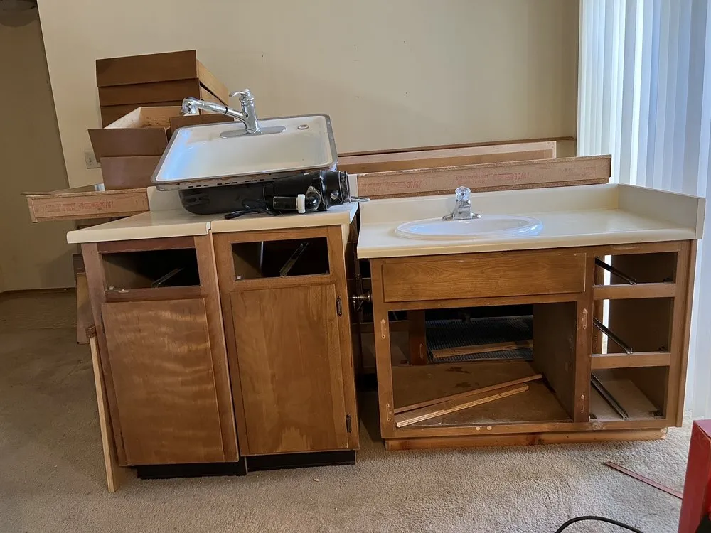 Expert lawn mowing service experts serving Gilroy, CA - EMG Construction Landscaping