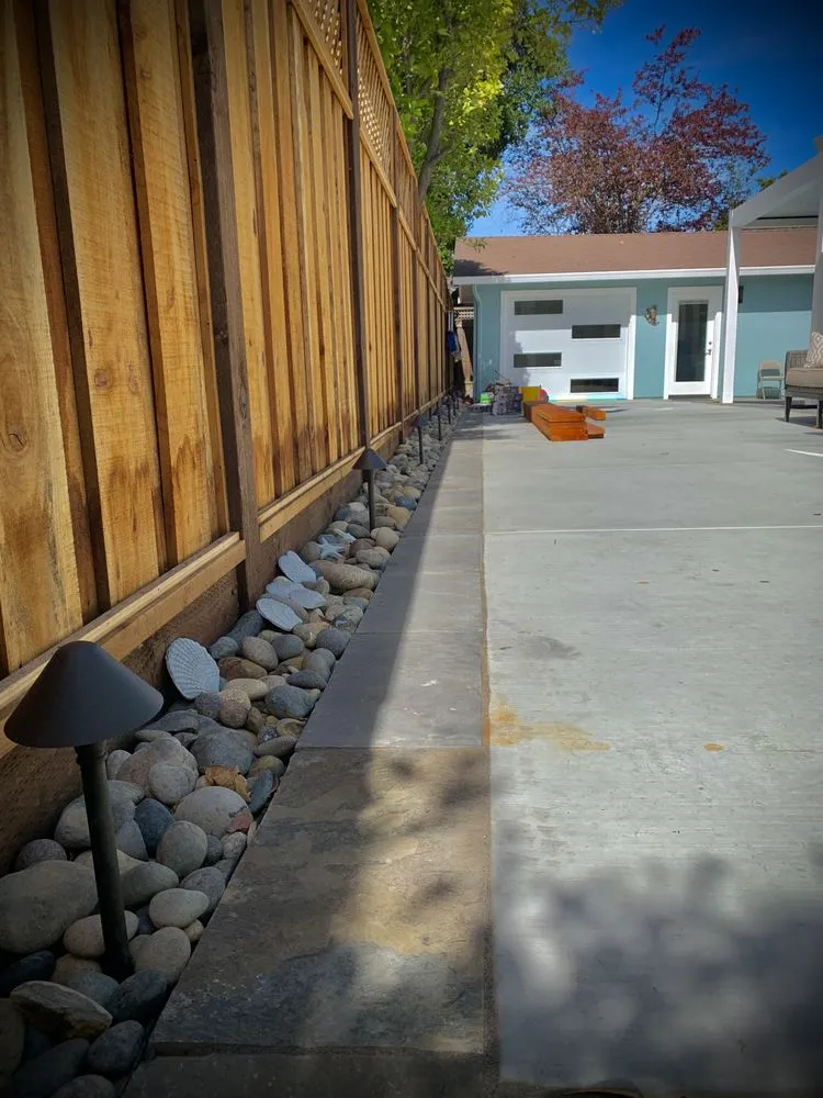 Expert lawn mowing service experts serving Gilroy, CA - EMG Construction Landscaping