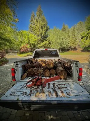 EMG Construction Landscaping Logo