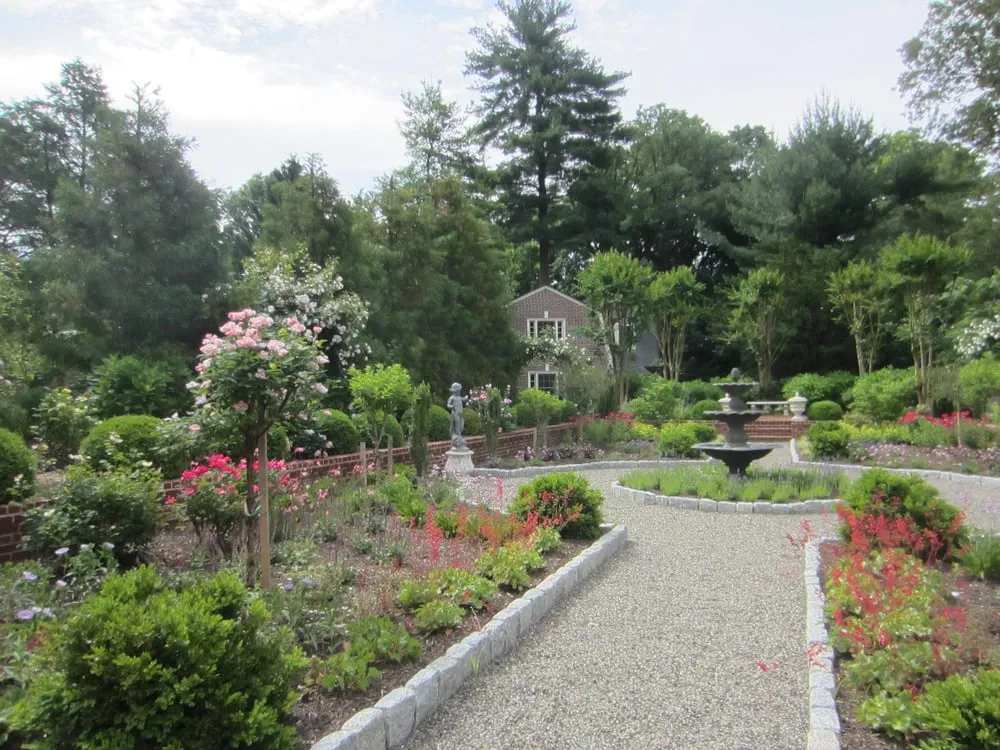 Trusted landscaping services experts serving Media, PA - Emil Weiss Landscaping