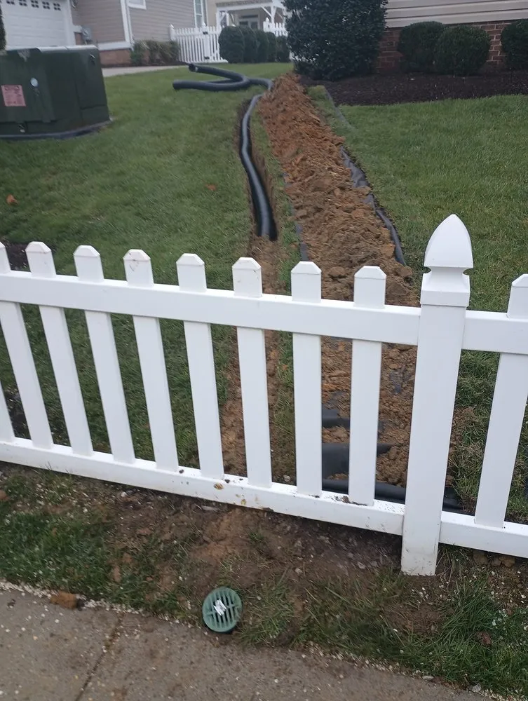 Top-rated yard cleanup service experts serving Williamsburg, VA - Emilio Landscaping