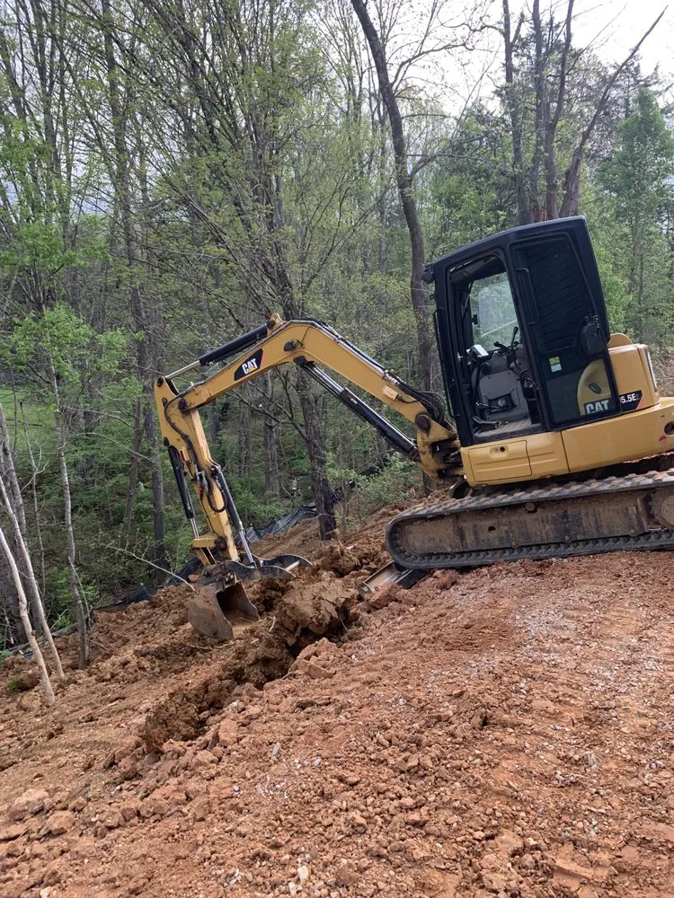 Custom lawn care service in Luttrell, TN - Eminence Building Concept’s