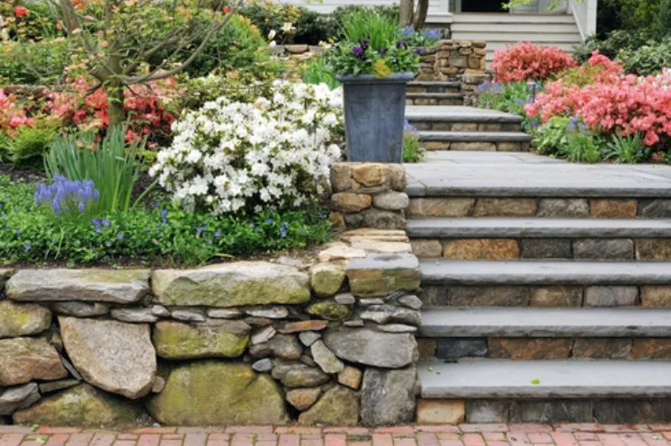 Top-rated garden landscaping experts serving Summerfield, FL - EML Landscaping Services