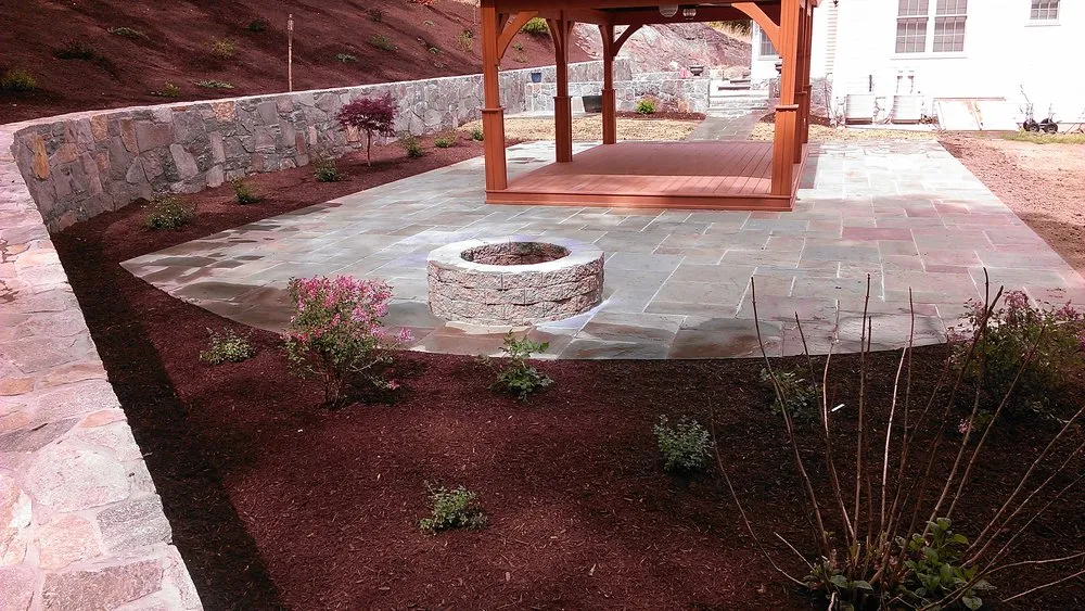 Reliable garden landscaping for homes in Bethel, CT by EML Services
