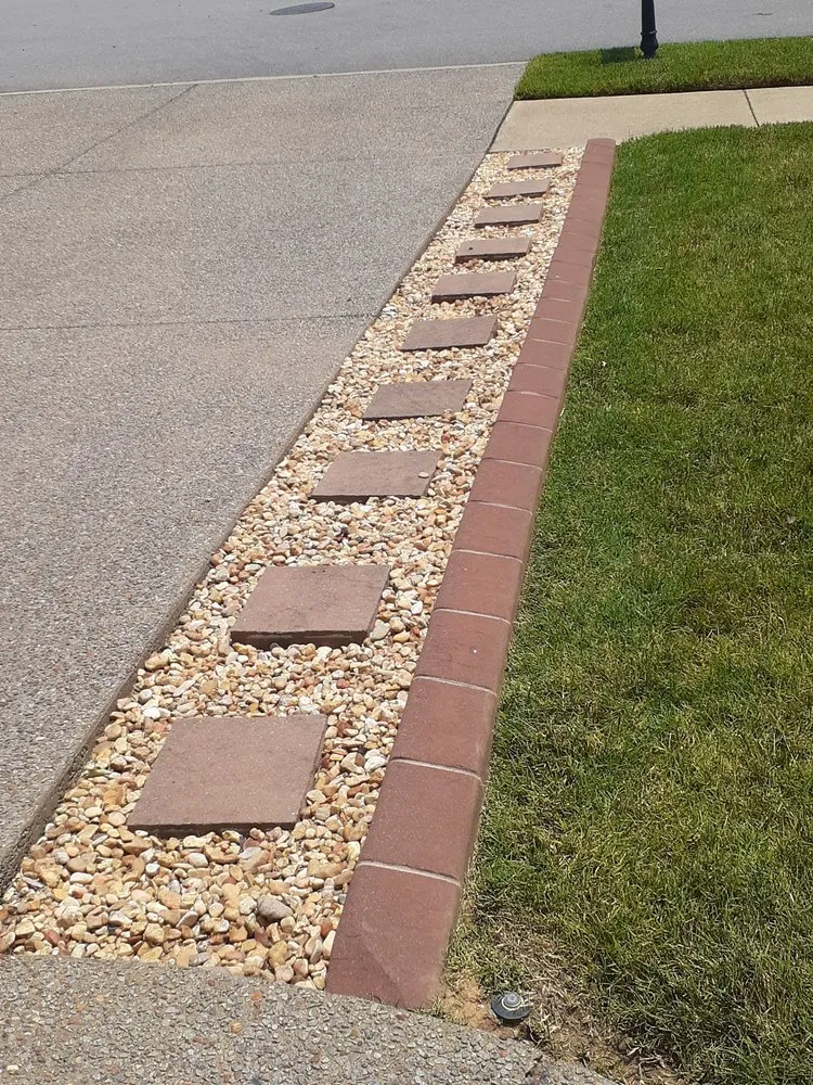 Expert lawn care service experts serving Lebanon, TN - Emmanuel Lawn and Landscape