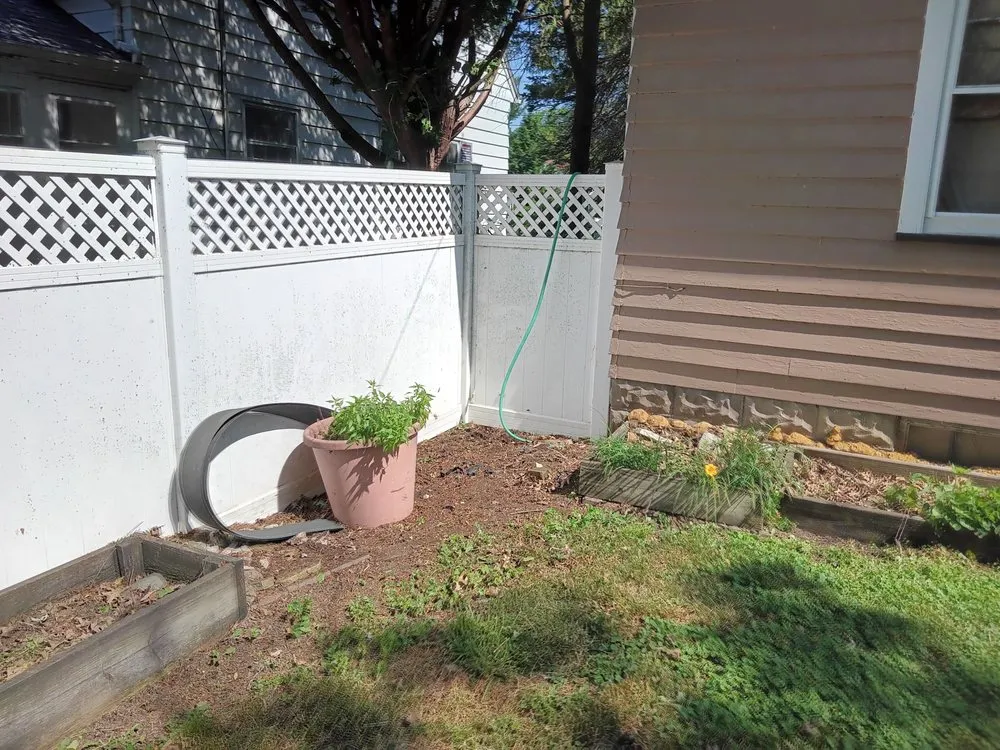 Local residential landscaping experts serving Davenport, IA - Emmitt's Handyman Home Repairs Landscaping