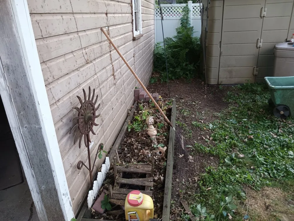 Professional lawn mowing service in Davenport, IA by Emmitt's Handyman Home Repairs Landscaping