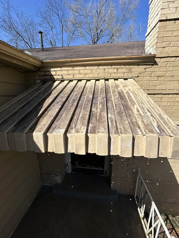 Top-rated yard maintenance experts serving Helena, AR - E’mon The Pressure Washer