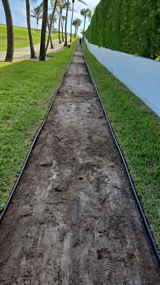 Professional outdoor landscaping in Lake Worth Beach, FL - EMP General Cervices