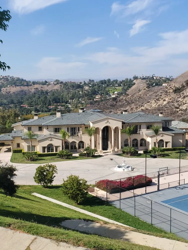 Custom landscape design in Encino, CA by Empire Landscape