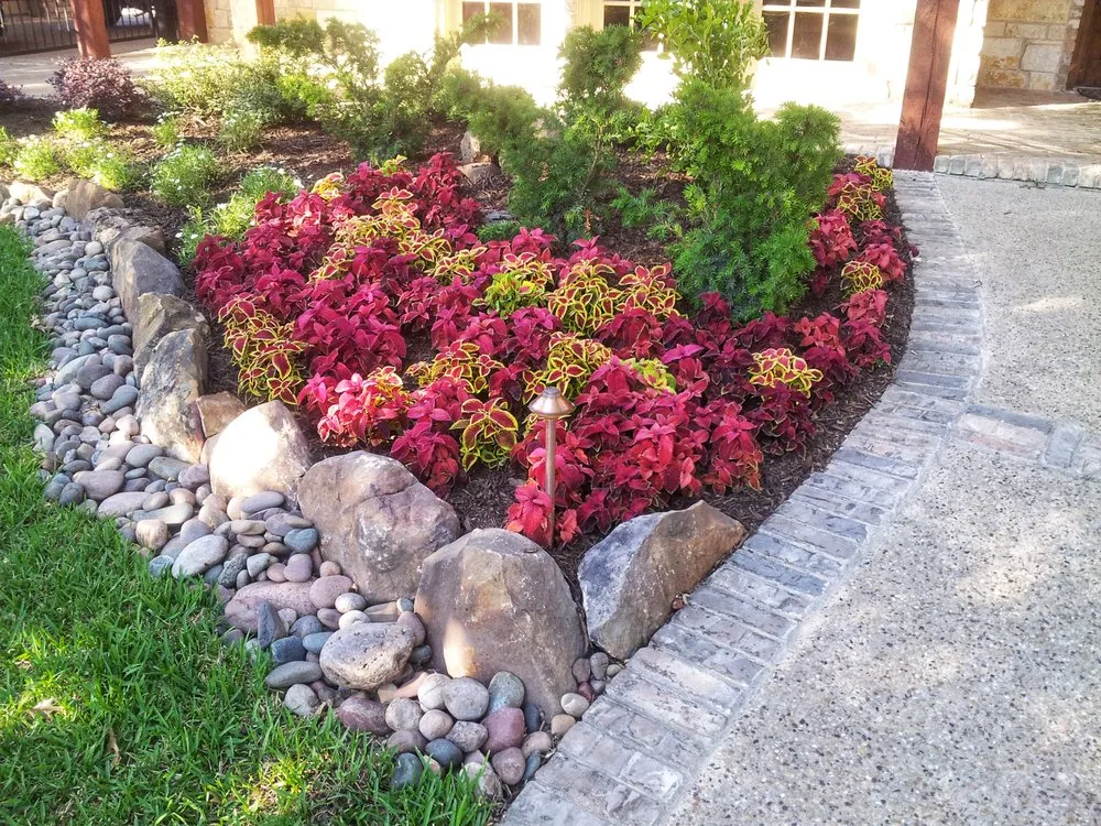 Professional lawn care service experts serving Plano, TX - Empire Landscaping