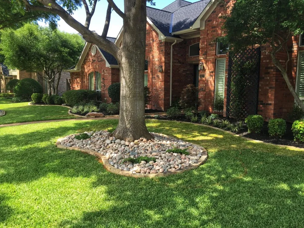 Top-rated yard maintenance in Plano, TX by Empire Landscaping