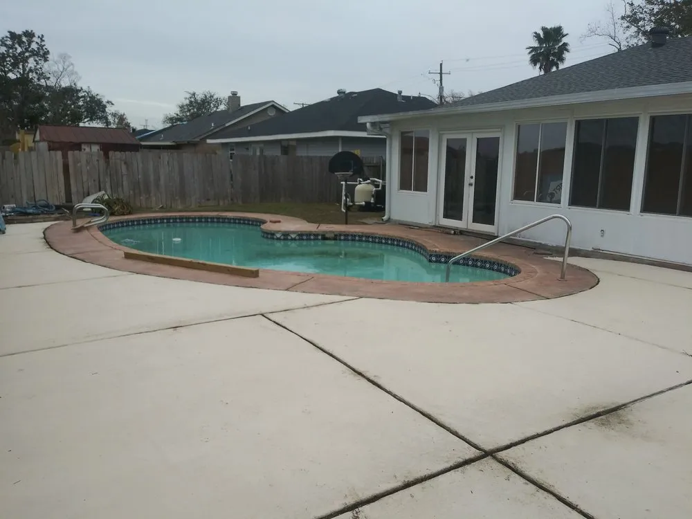 Trusted lawn mowing service with custom design in Jefferson, LA by Empire Lawn Care & Tree Trimming