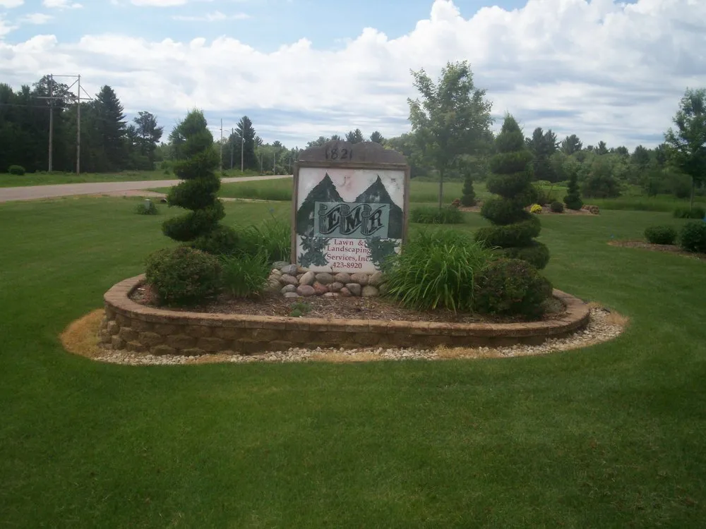 Professional yard maintenance in Wisconsin Rapids, WI by Emr Lawn & Landscaping Services
