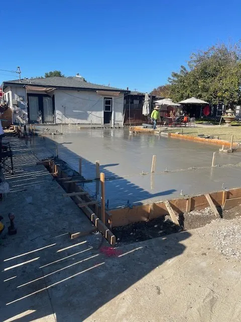 Top-rated lawn mowing service for homes in Yucaipa, CA by EMS General Construction