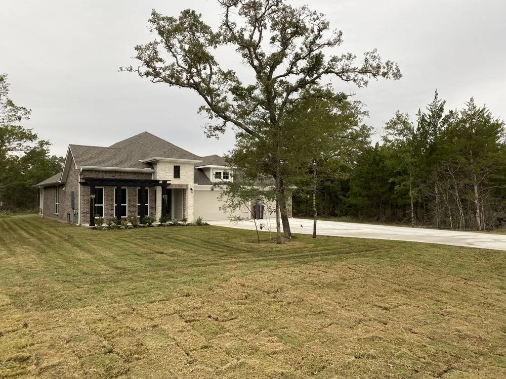 Professional outdoor landscaping in Bryan, TX by Emurf Lawn Service