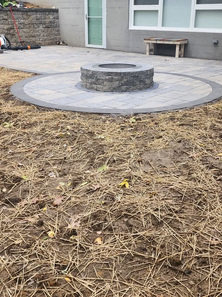 Top-rated outdoor landscaping for beautiful yards across Coal Valley, IL - EMY Hardscape and Landscaping