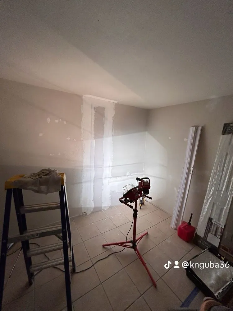 Custom yard cleanup service in Henderson, NV by Emy’s Painting