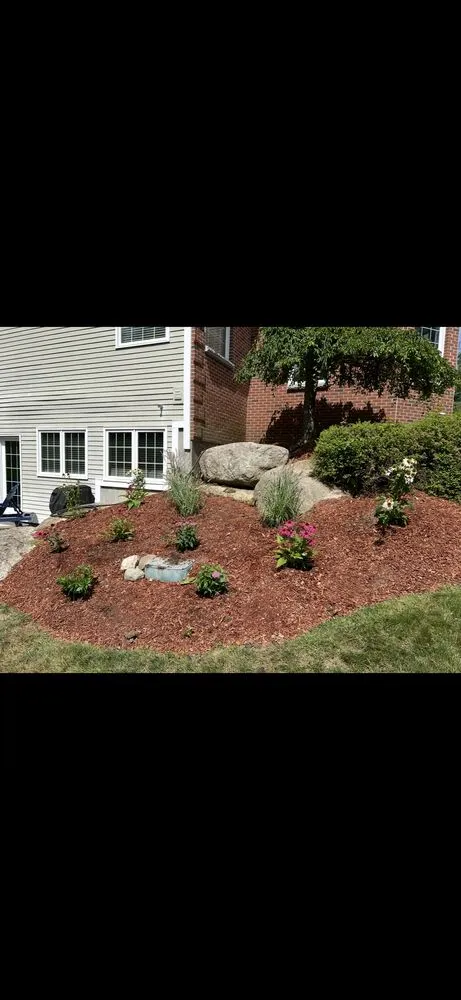 Reliable residential landscaping in Bedford, NH by En Gannim