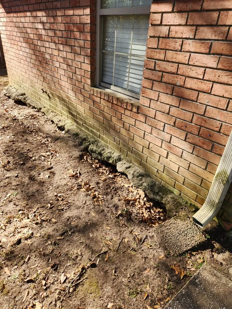 Trusted yard cleanup service experts serving Hinesville, GA - Enabreeze Pressure Washing and Lawn Services