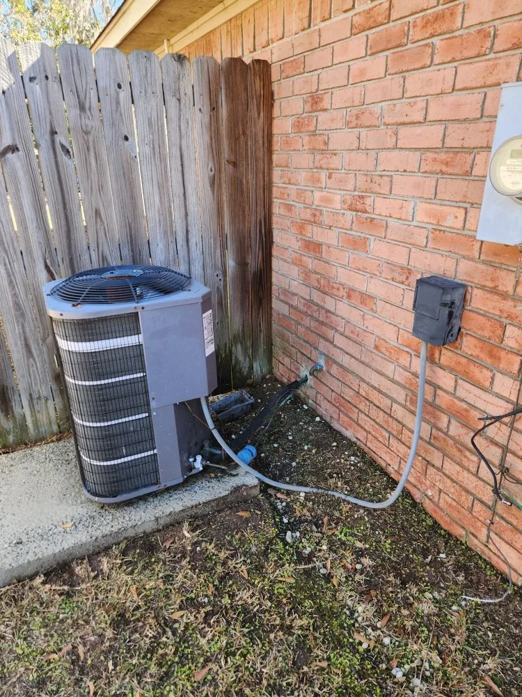 Local residential landscaping in Hinesville, GA - Enabreeze Pressure Washing and Lawn Services