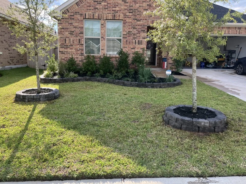 Expert garden landscaping experts serving Fulshear, TX - Enchanted Earthscapes