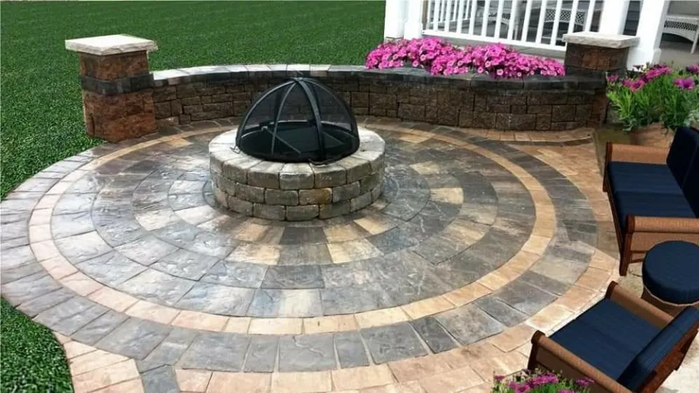 Custom yard cleanup service in Canfield, OH - Enchanted Gardens Landscaping