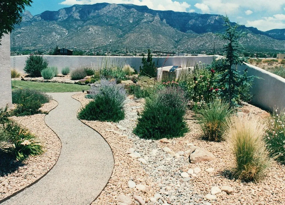 Custom yard cleanup service in Albuquerque, NM - Enchantment Landscapes