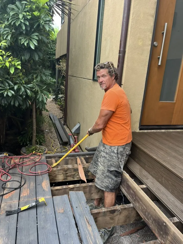 Affordable lawn mowing service experts serving Solana Beach, CA - Encinitas Landscape