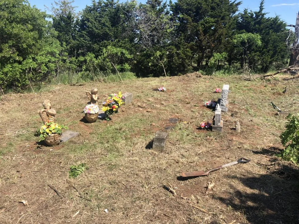 Local outdoor landscaping for residential properties across Piedmont, OK - Encompass Works