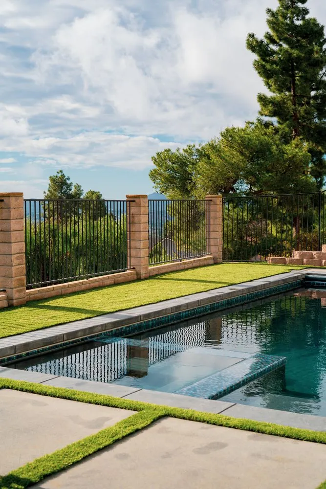 Custom lawn mowing service in Canoga Park, CA - Encore Builders Outdoor Living