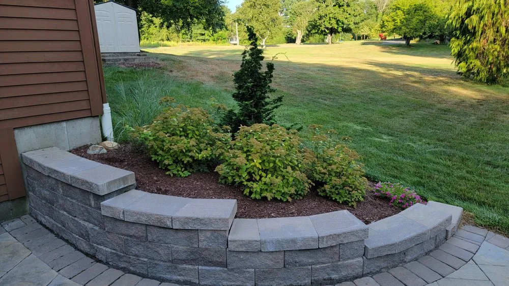 Affordable landscaping services in Enfield, CT - Encore Landscaping