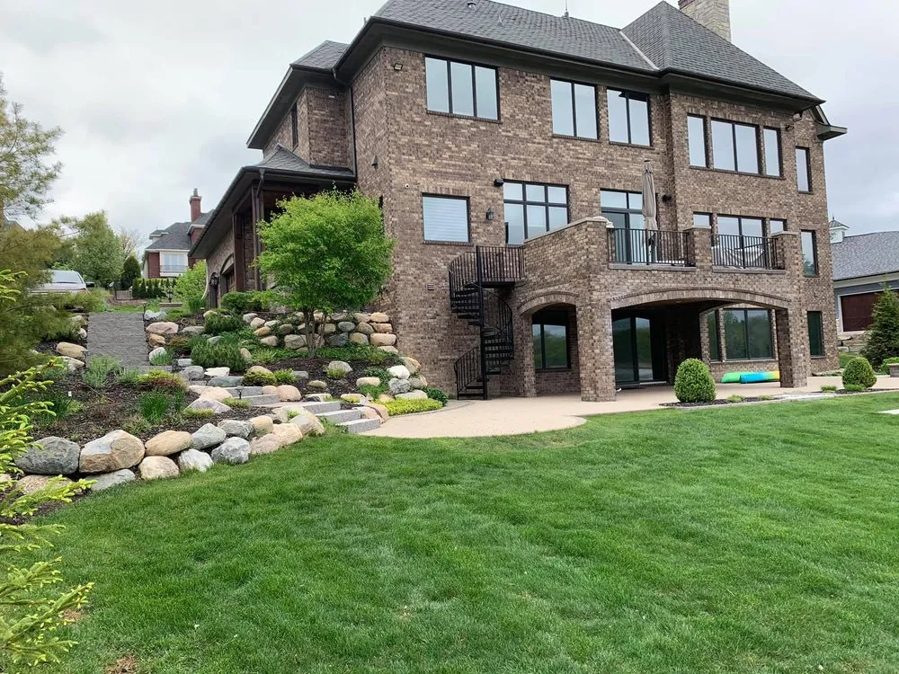 Local garden landscaping experts serving Fenton, MI - Encore Professional Outdoor Services