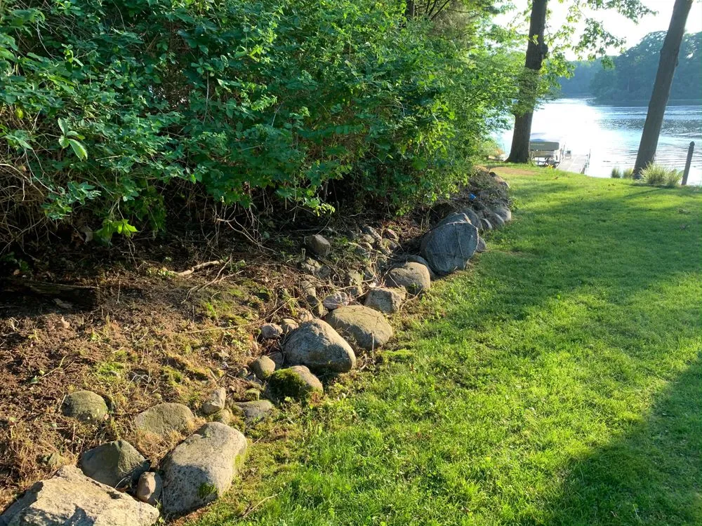 Affordable garden landscaping experts serving Fenton, MI - Encore Professional Outdoor Services