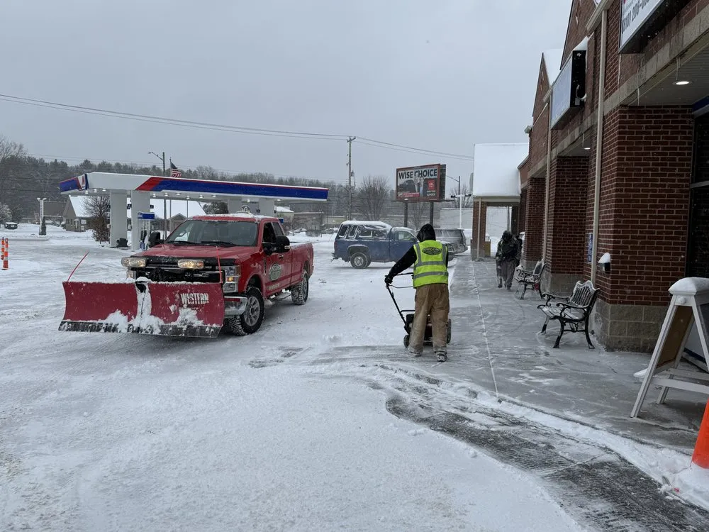 Custom lawn mowing service for homes across Fenton, MI - Encore Professional Outdoor Services