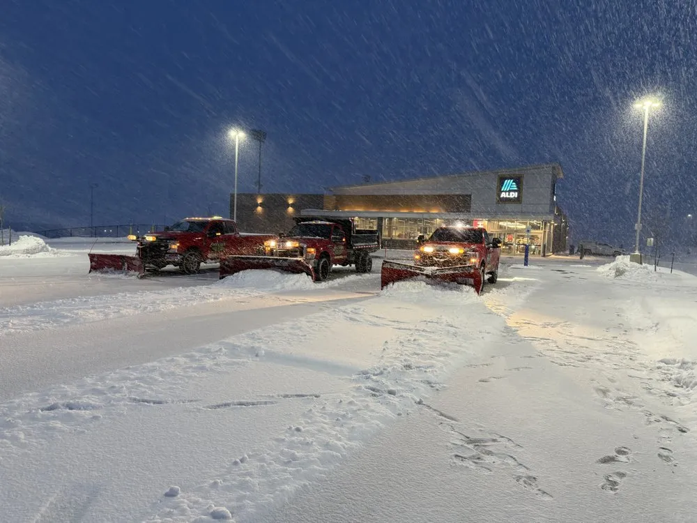 Custom landscape installation experts serving Fenton, MI - Encore Professional Outdoor Services